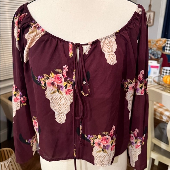 Altar'd State Tops - Altar'd State maroon floral cow skull cropped flowy blous